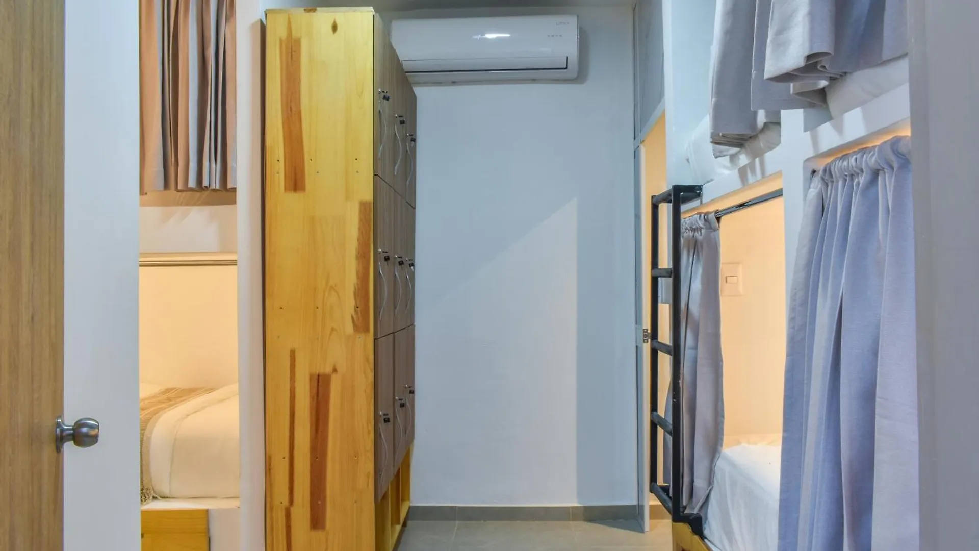 Casa Helena Hostel Cartagena Ξενοδοχείο