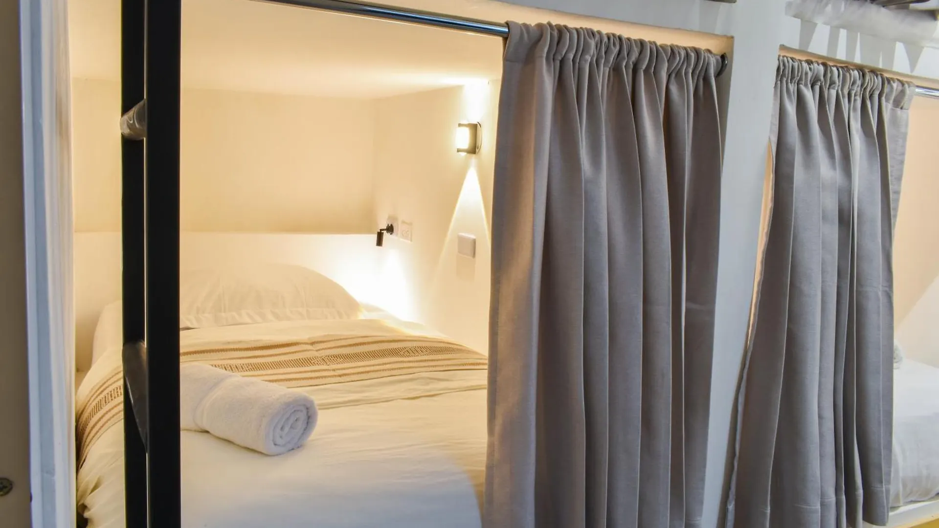 Casa Helena Hostel Cartagena Hotel