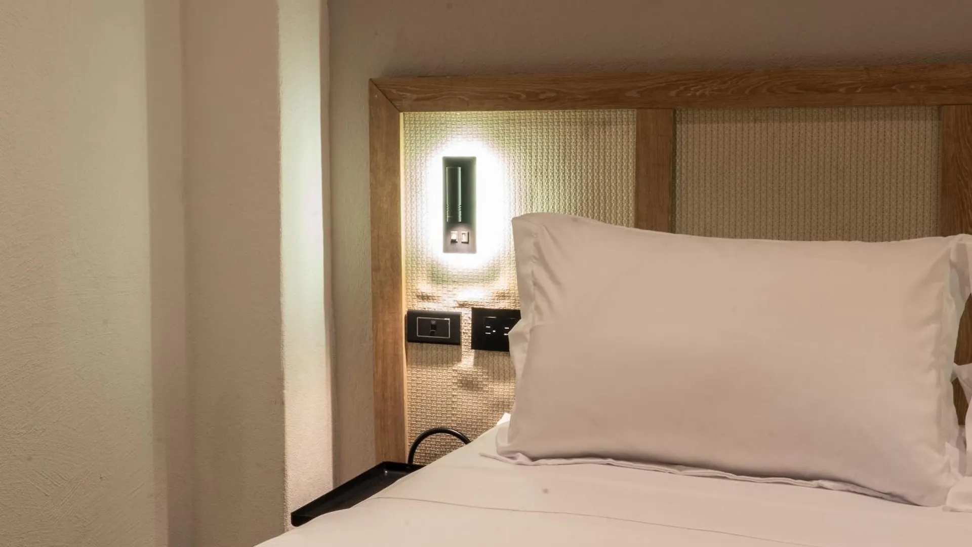 Casa Helena Hostel Cartagena Colombia
